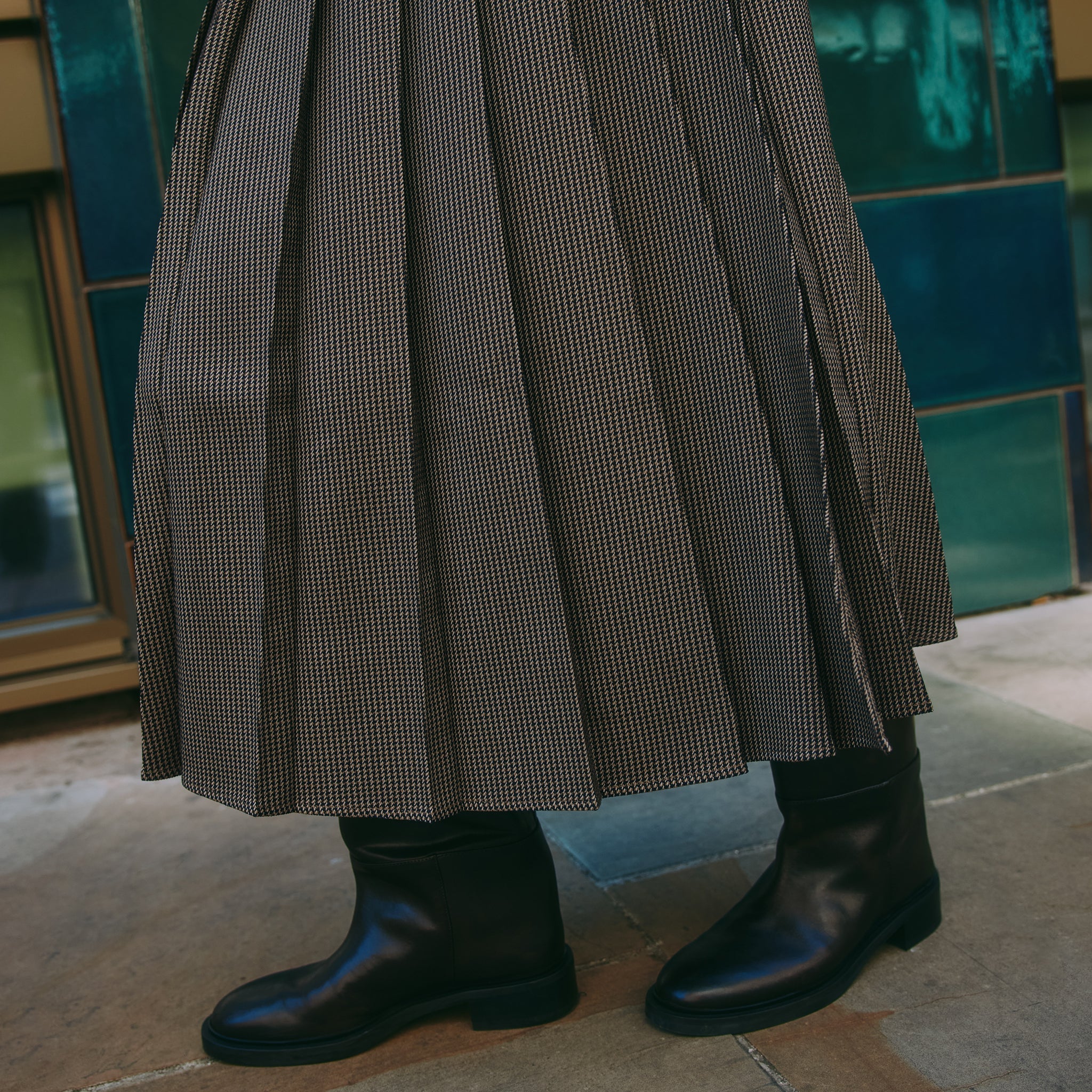 Houndstooth Pleat Midi Skirt